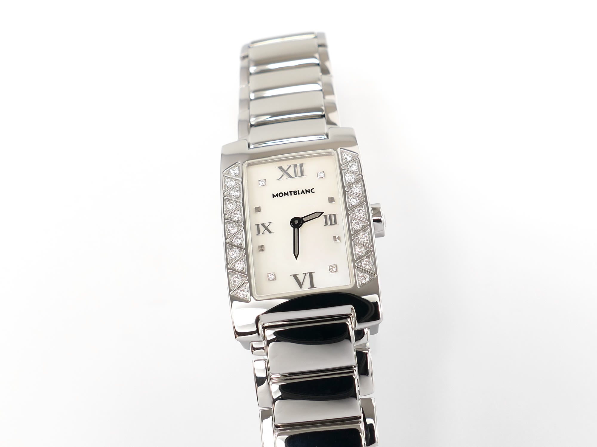 Montblanc Profile Elegance 7077 White Mother of Pearl 26 Diamonds