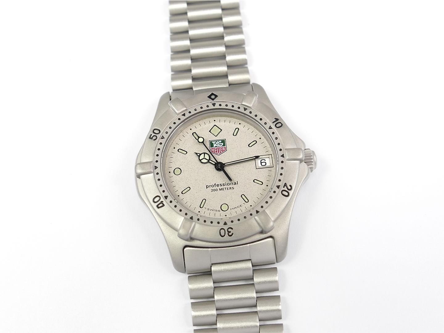 TAG Heuer 2000 Mid Size Grey / Silver Dial 962.213R – SWWatches