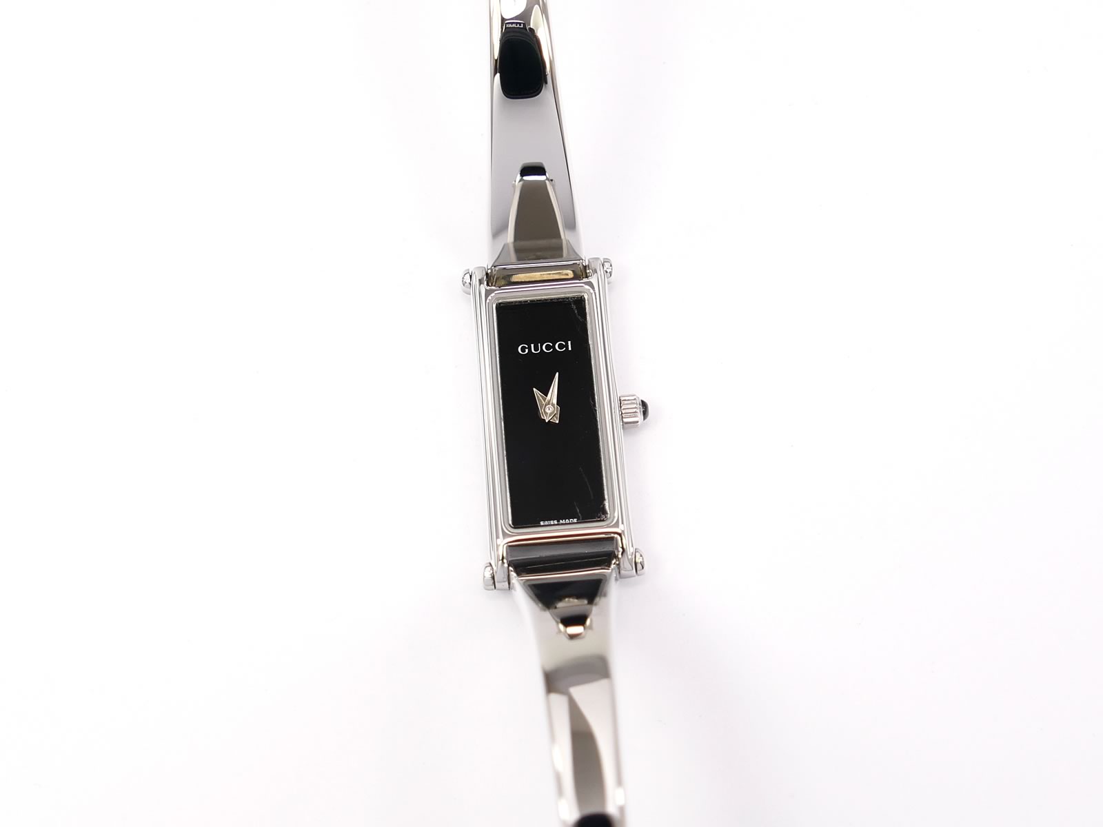 Gucci 1500L Rectangular Dial on Stainless Steel 16.5cm Bangle