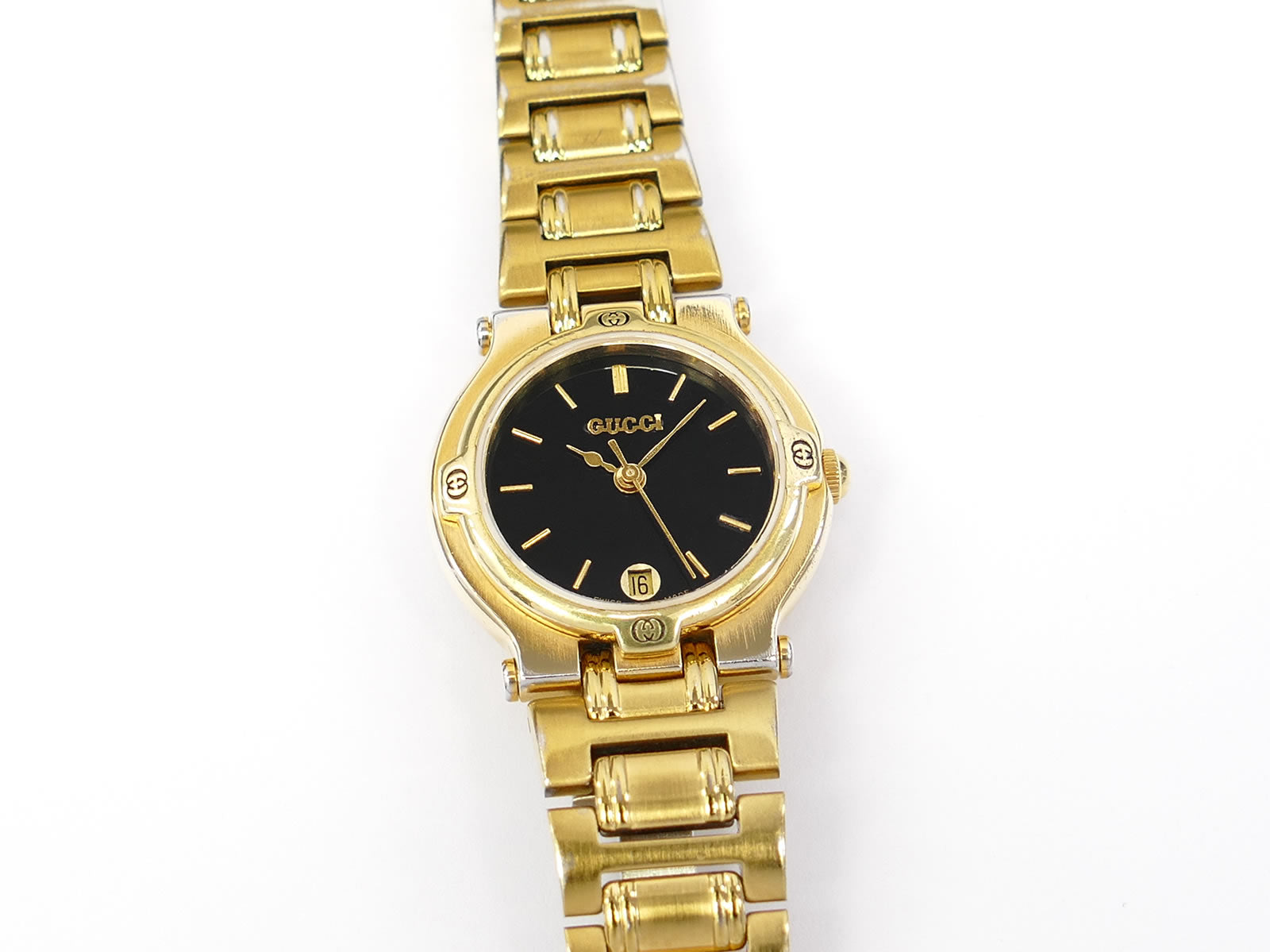 Gucci 9200L Black Dial on 18k Gold Plated Bracelet with Date