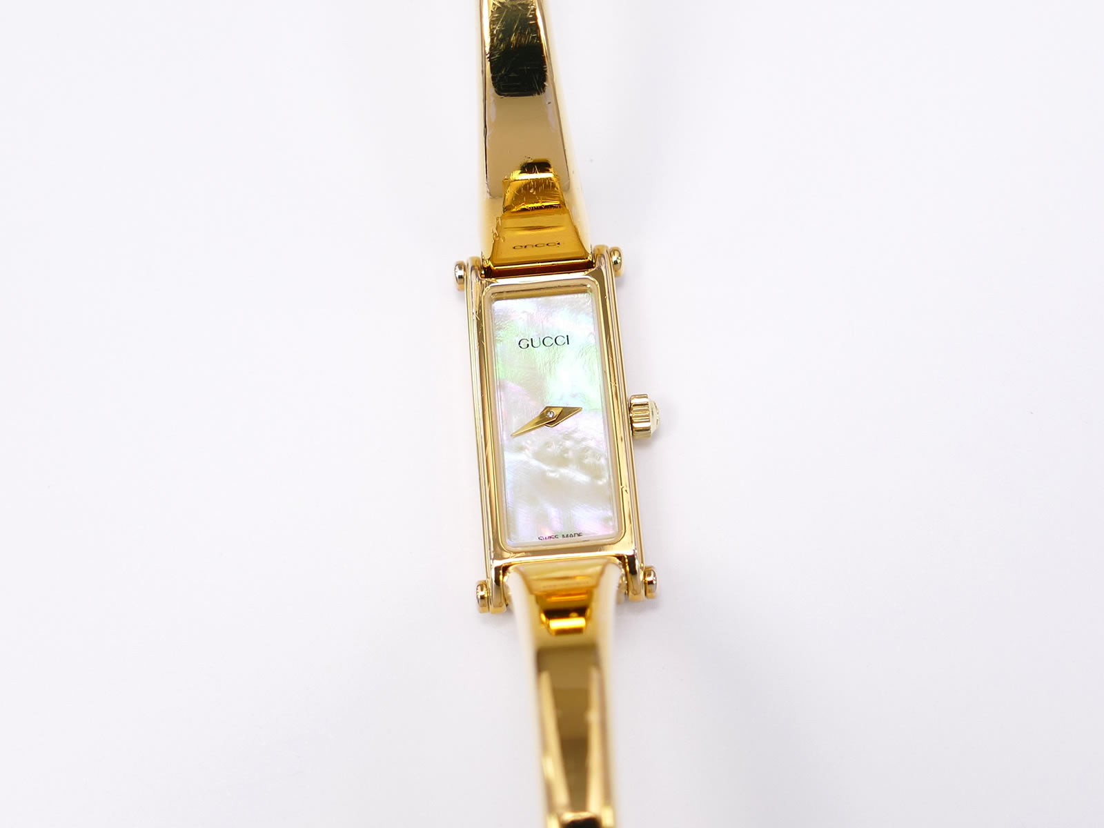 Gucci 1500L White Mother of Pearl Dial 18k Gold Plated – SWWatches