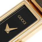 Gucci 1500L Logo close up