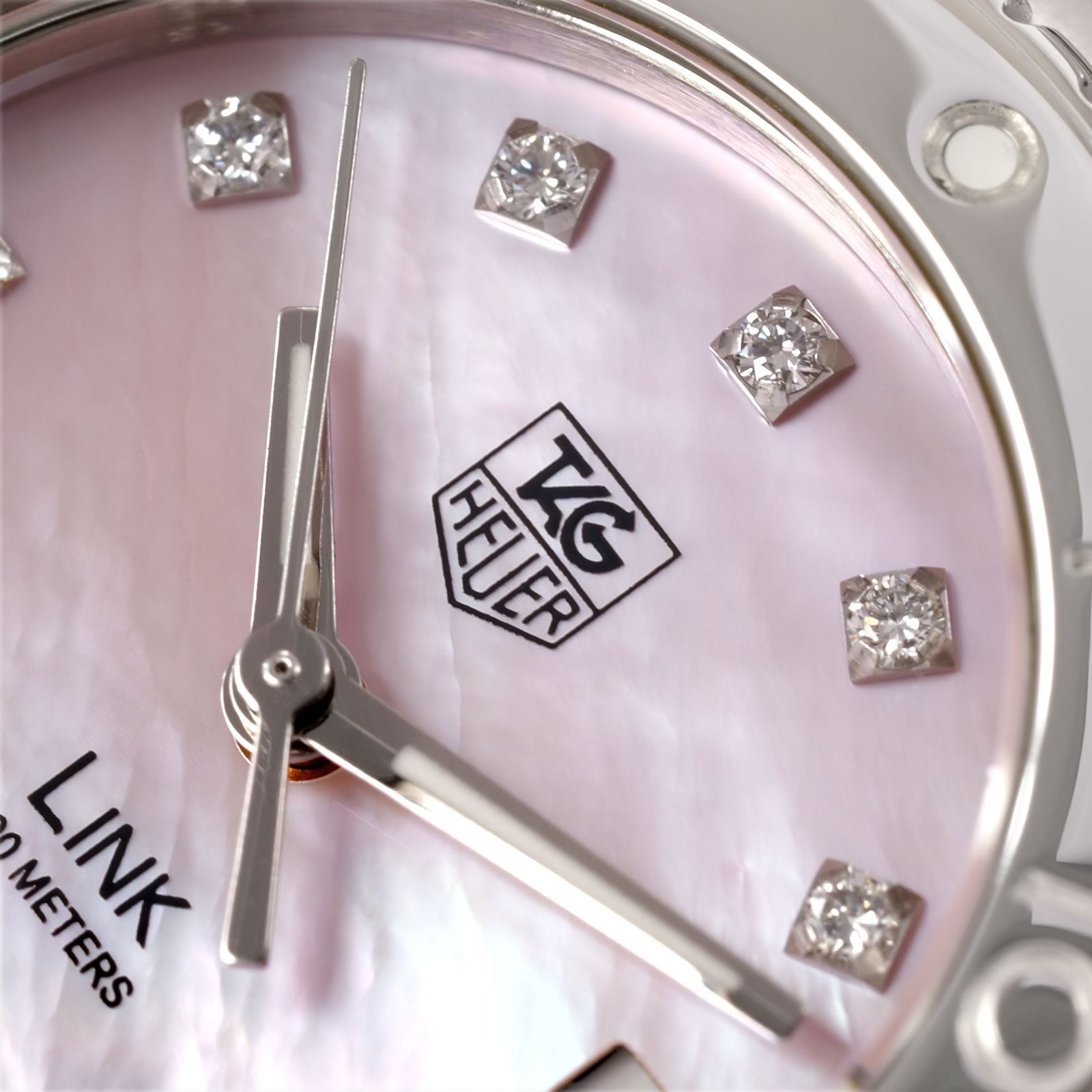 TAG Heuer Link WJ131C-1 logo close up