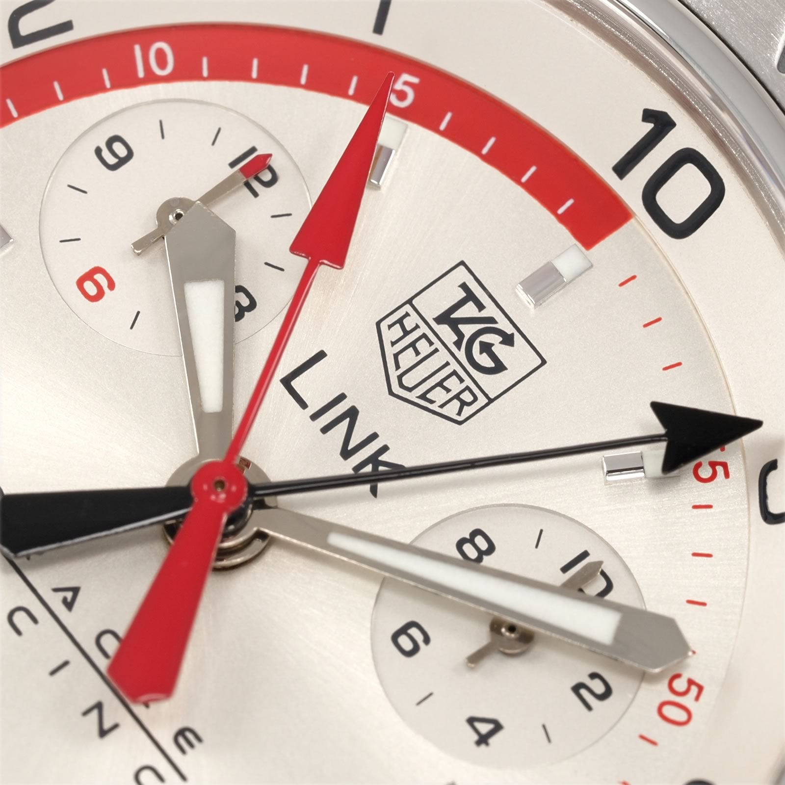 TAG Heuer Link Chronograph CT1118 logo close up