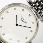 Longines La Grande Classique L4.709.4.17.6 logo close up