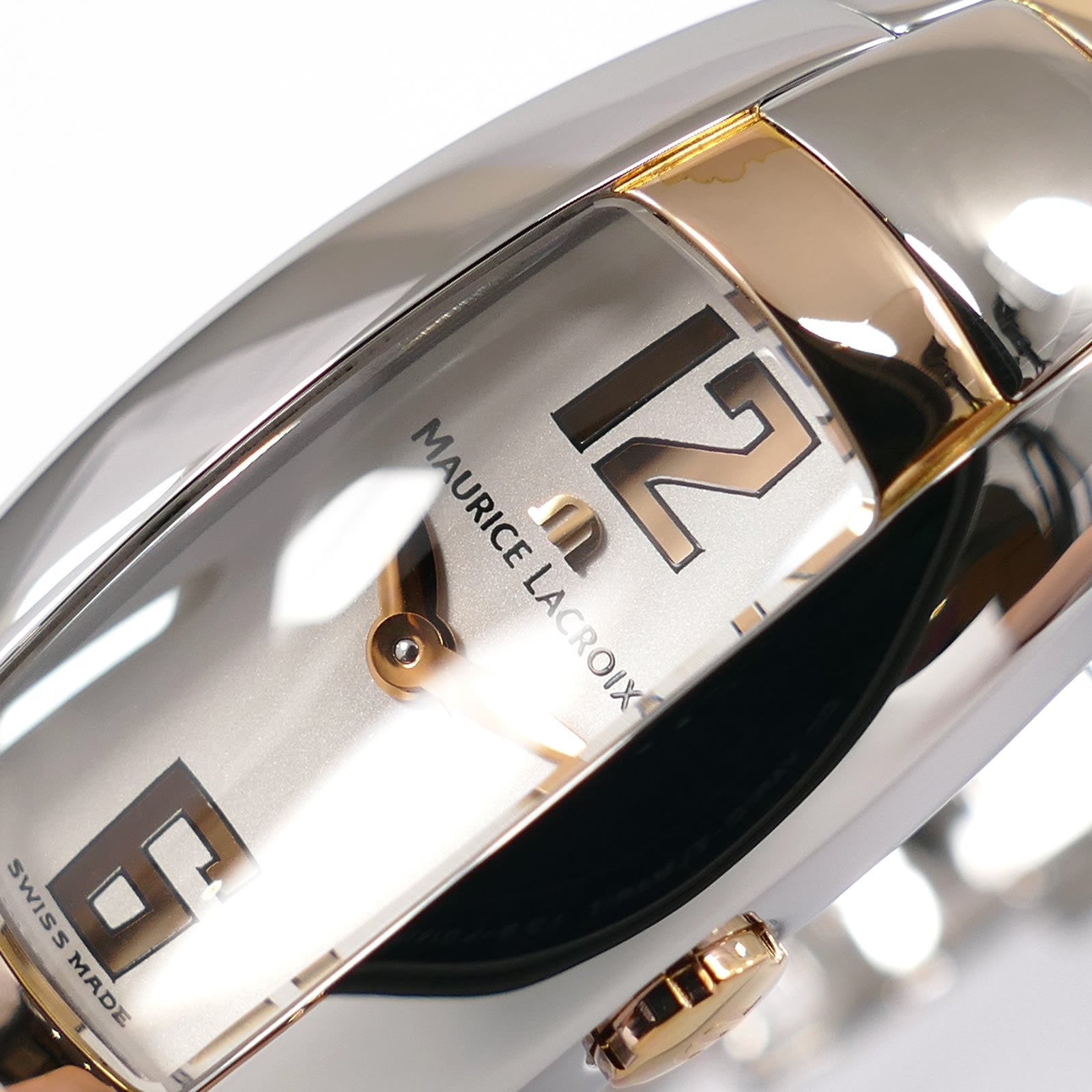 Maurice Lacroix Intuition 32859 logo close up