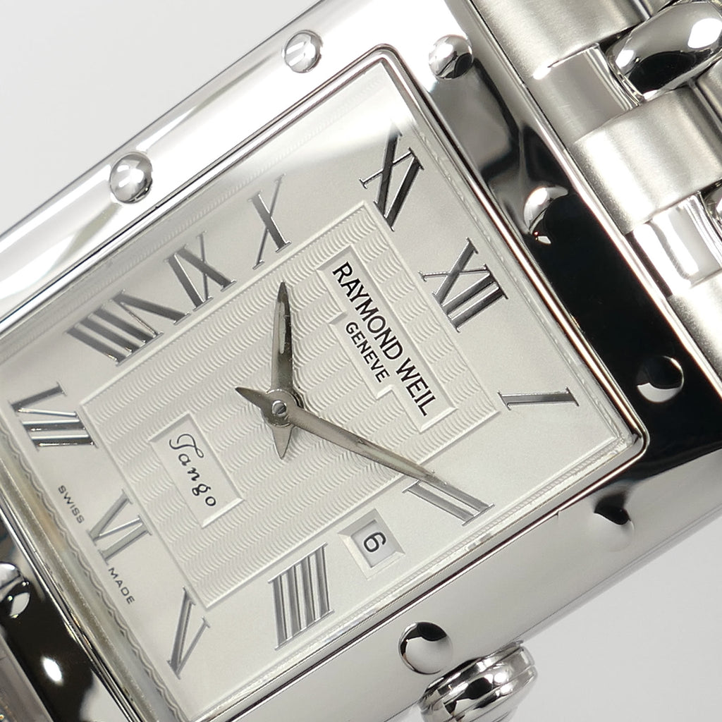 Raymond Weil Tango 5381 logo close up