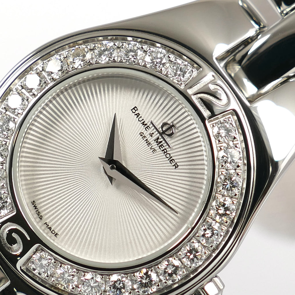 Baume & Mercier Linea 65339 logo close up