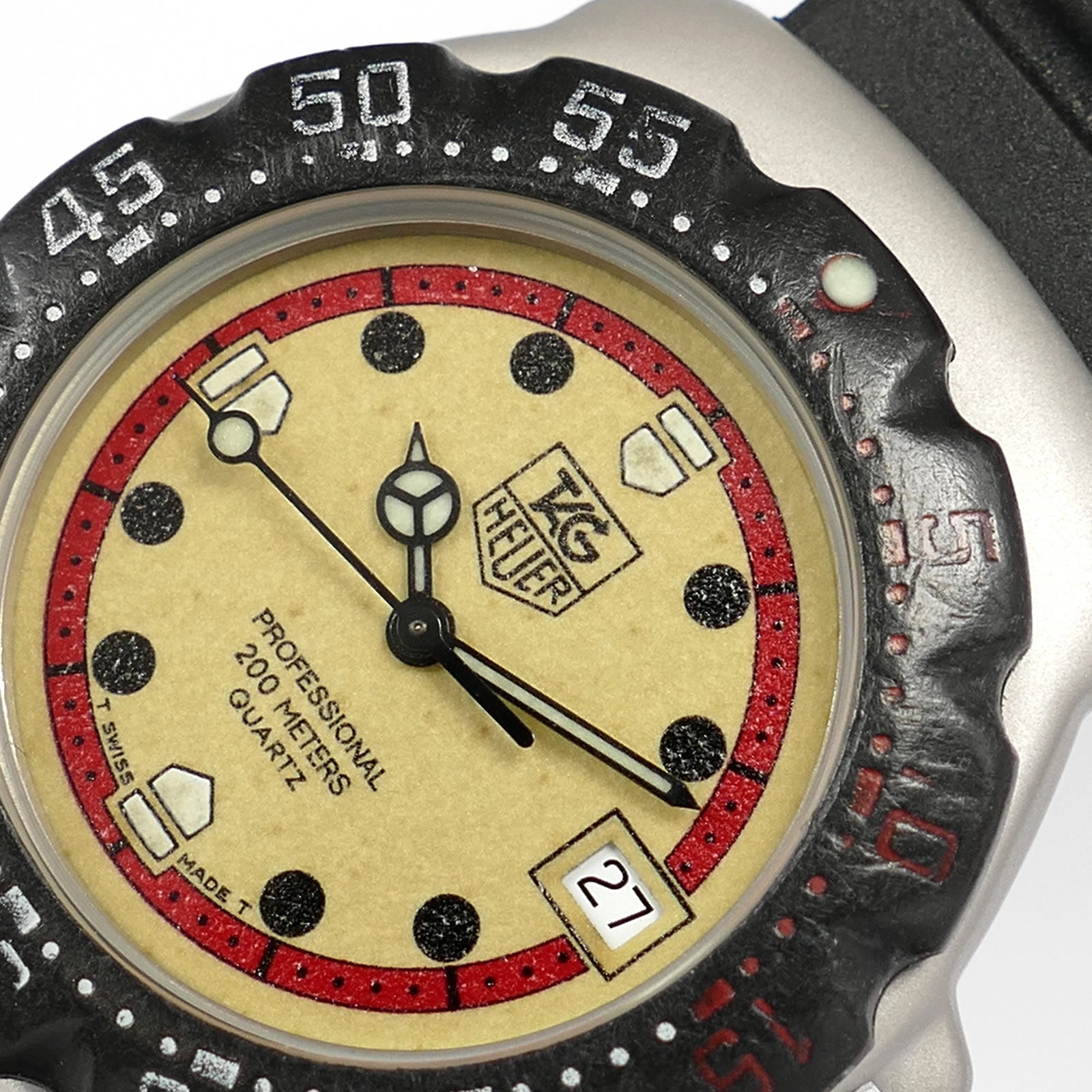 TAG Heuer Formula 1 WA1211 logo close up