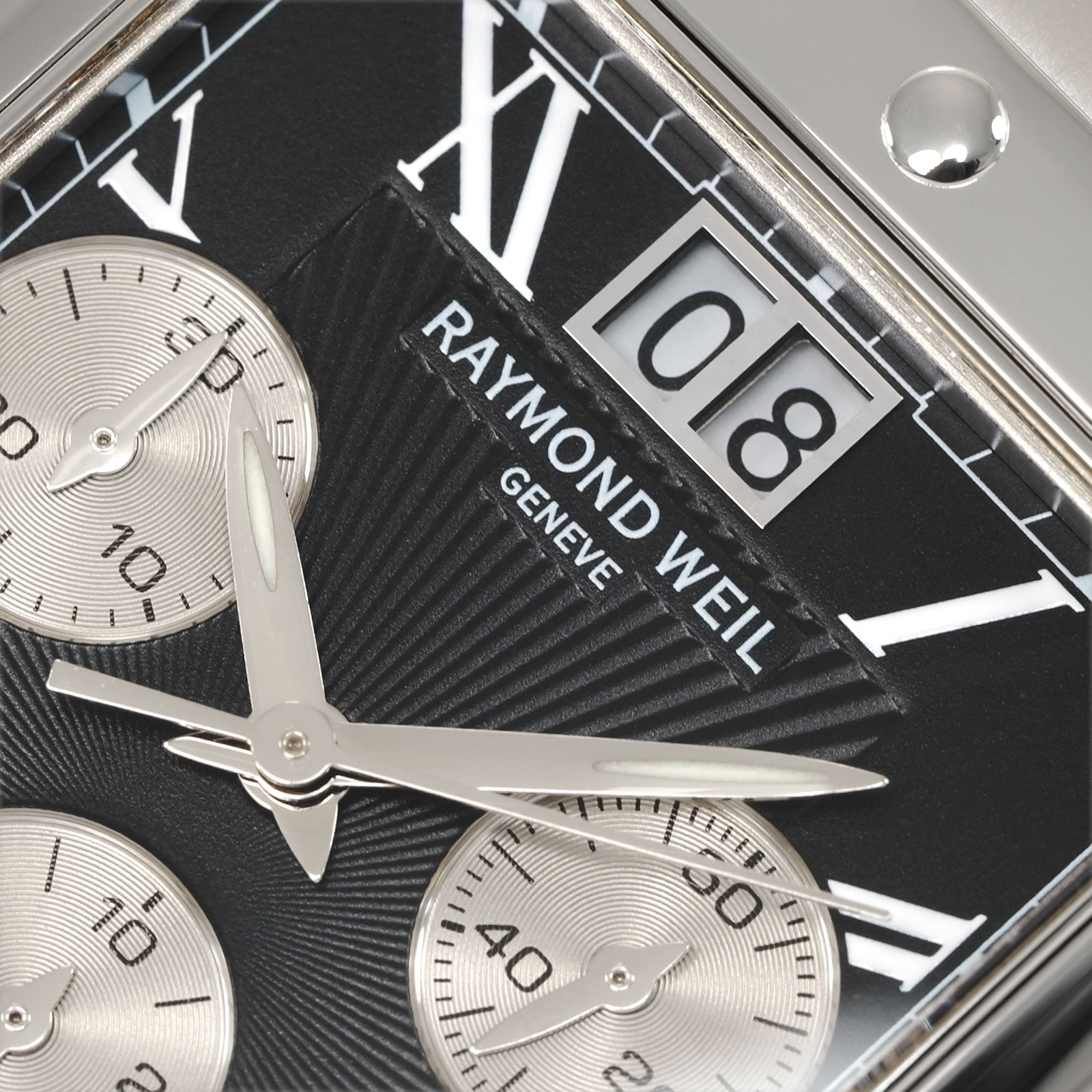 Raymond Weil Tango 4881 logo close up