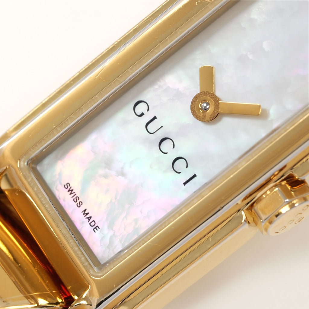 Gucci G-Line 109 logo close up