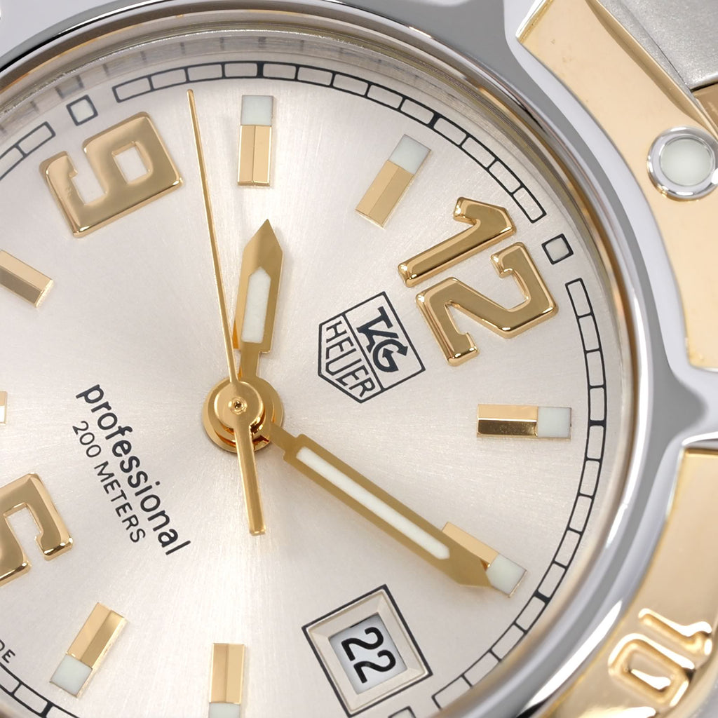 TAG Heuer 2000 Exclusive WN1353 logo close up