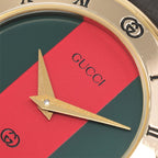 Gucci 3000L logo close up