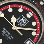 TAG Heuer Formula 1 374.513 logo close up