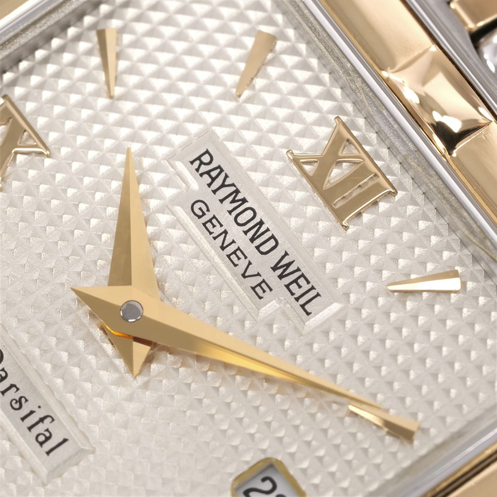Raymond Weil Parsifal 9390 dial logo close up