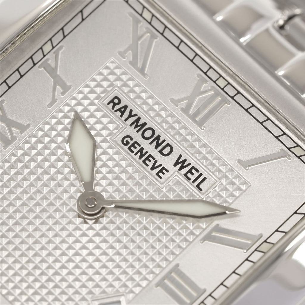 Raymond Weil Don Giovanni 9975 logo close up
