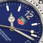 TAG Heuer 2000 WK1113-1 dial logo close up