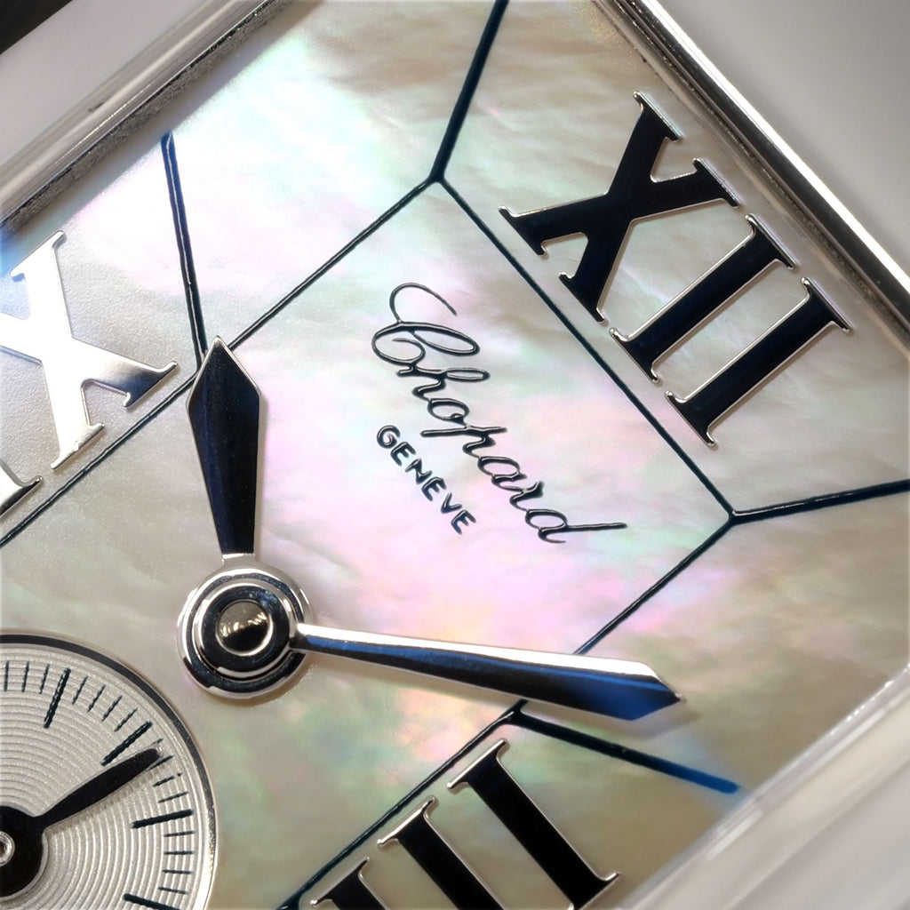 Chopard La Strada 41/8380 logo close up