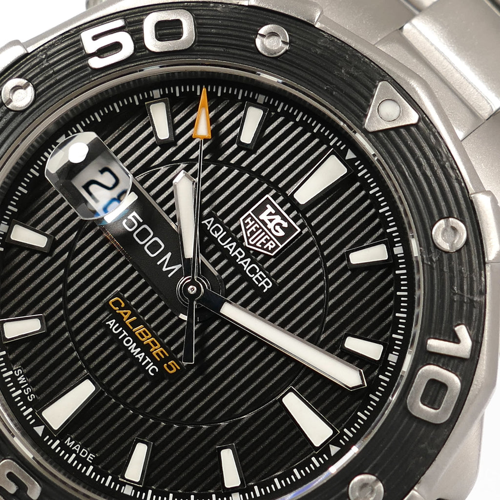 TAG Heuer Aquaracer WAJ2110 logo close up