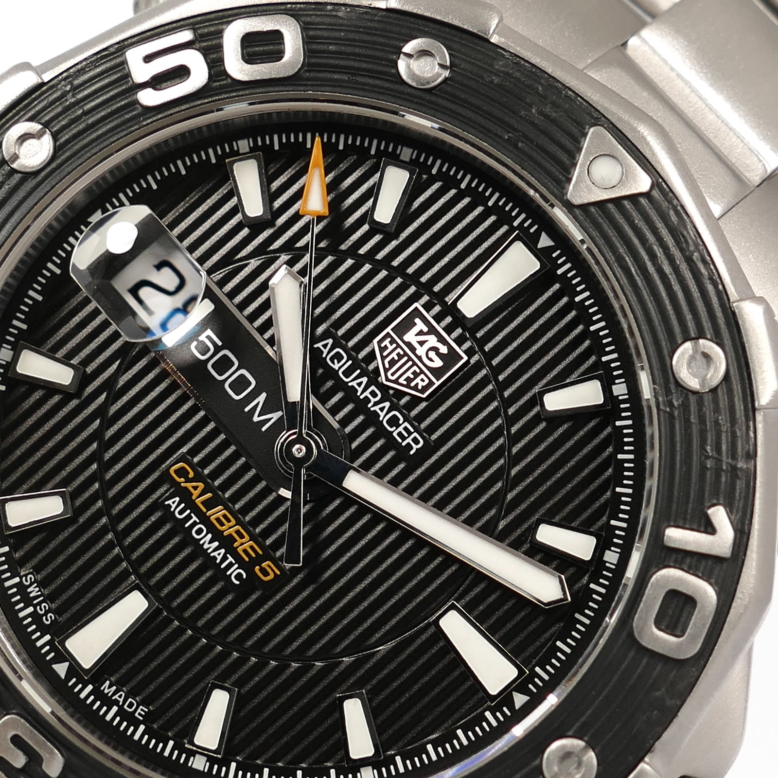 TAG Heuer Aquaracer WAJ2110 logo close up