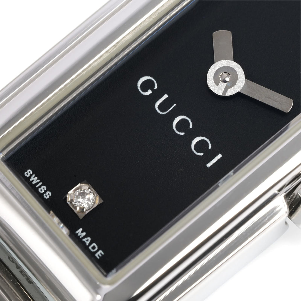 Gucci G-Line 109 logo close up