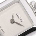 Gucci 1900L dial logo close up