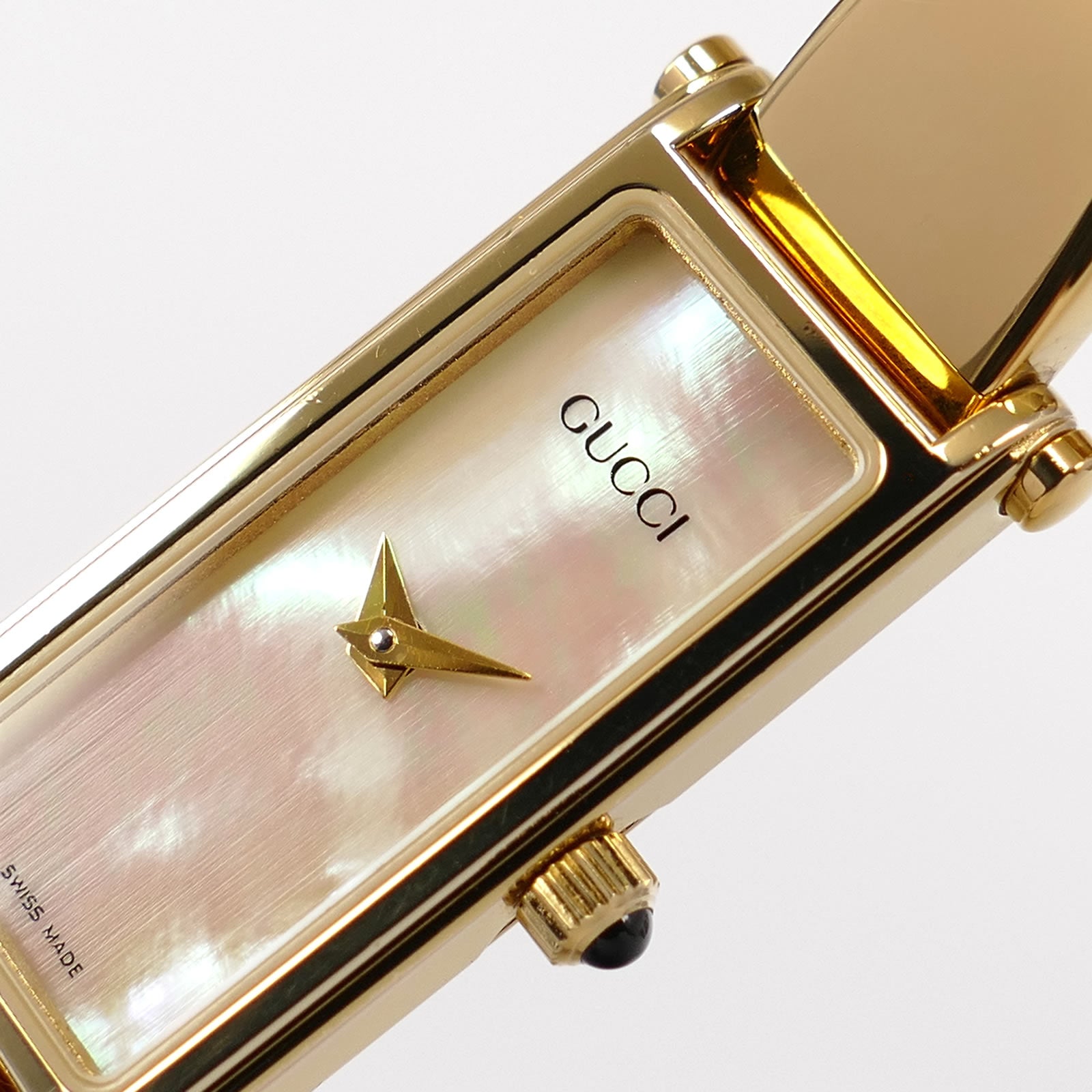 Gucci 1500L White Mother of Pearl Dial 18k Gold Plated Bangle