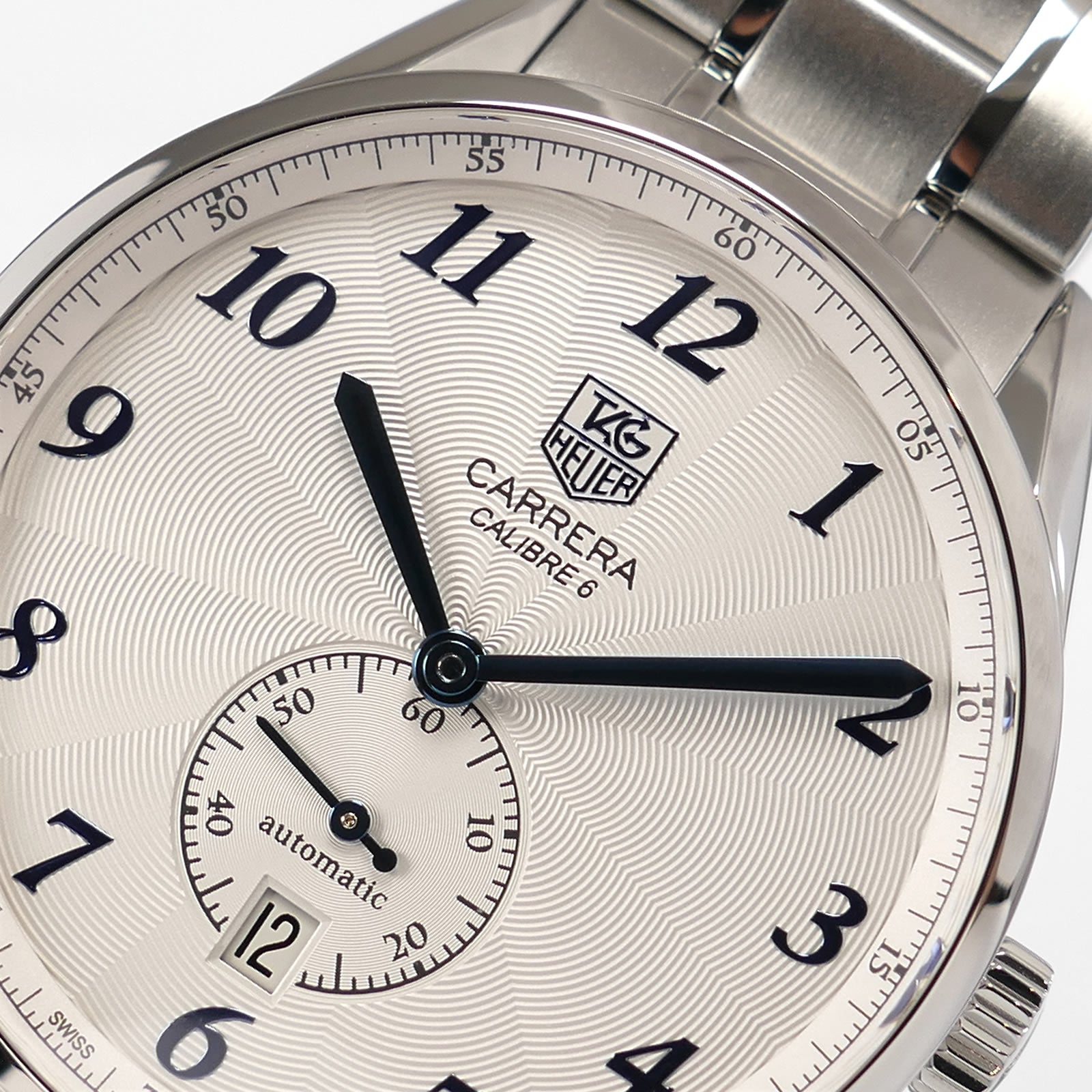 TAG Heuer Carrera Heritage WAS2111 logo close up