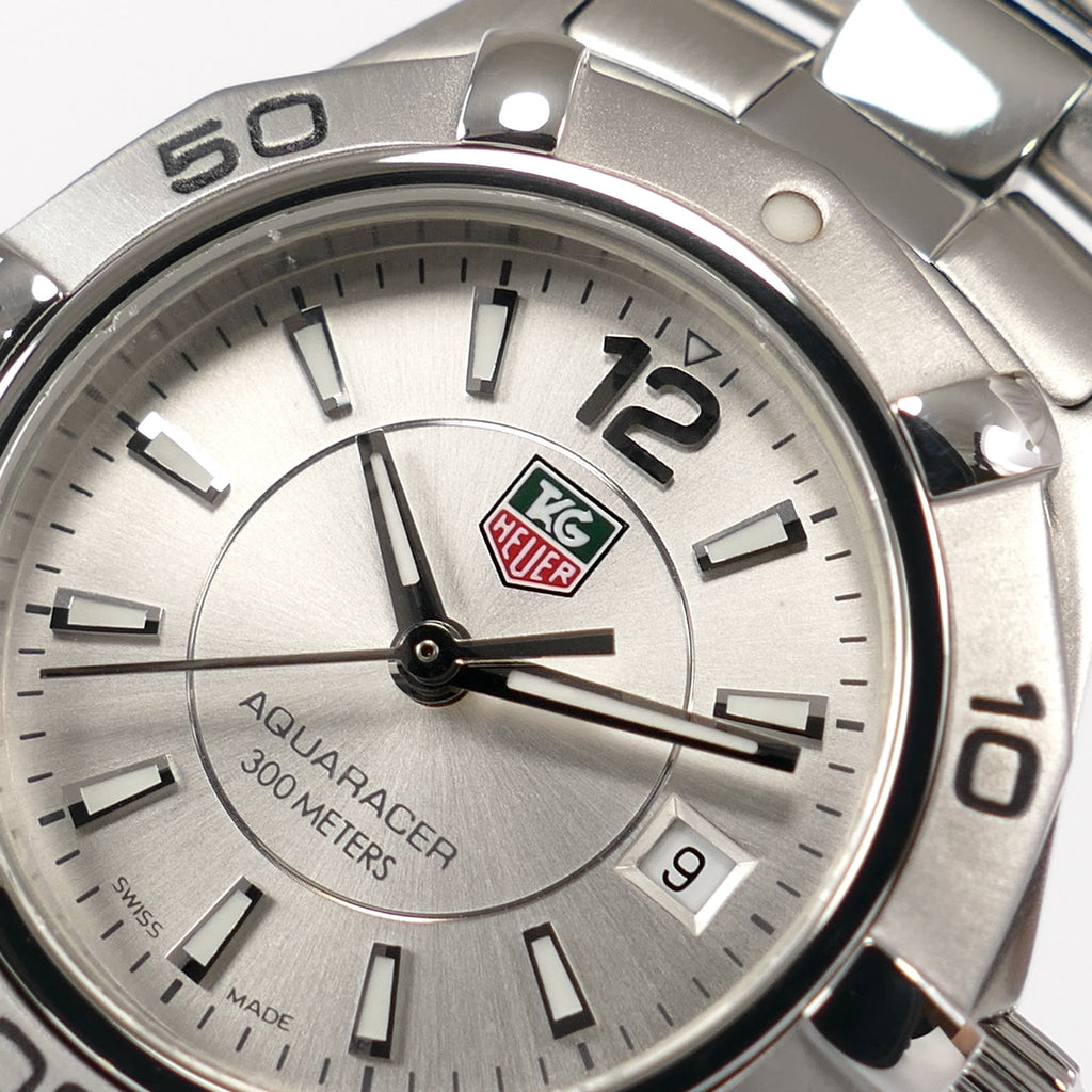TAG Heuer Aquaracer WAF1412 logo close up