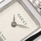 Gucci 1900L logo close up