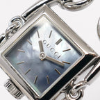 Gucci Signoria 116.5 logo close up