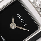 Gucci 1900L logo close up