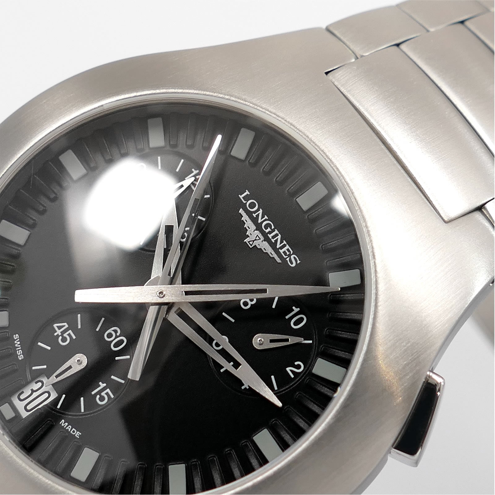 Longines DolceVita Oposition L3.618.4 logo close up