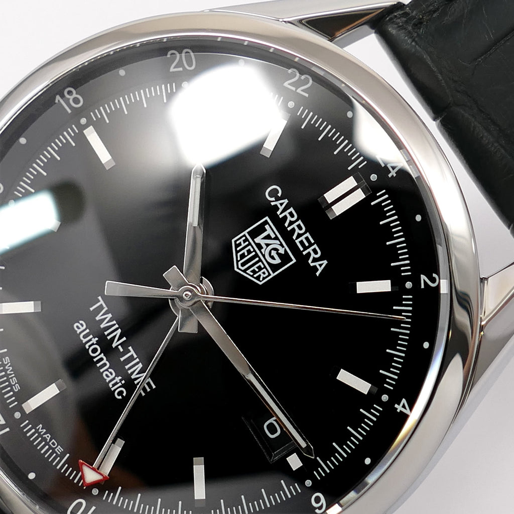 TAG Heuer Carrera WV2115 Twin-Time logo close up