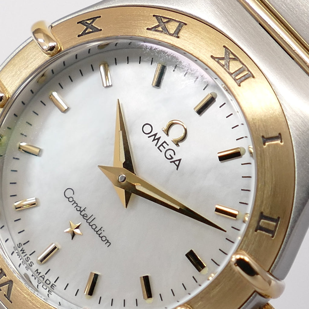 Omega Constellation 1272.70.00 logo close up