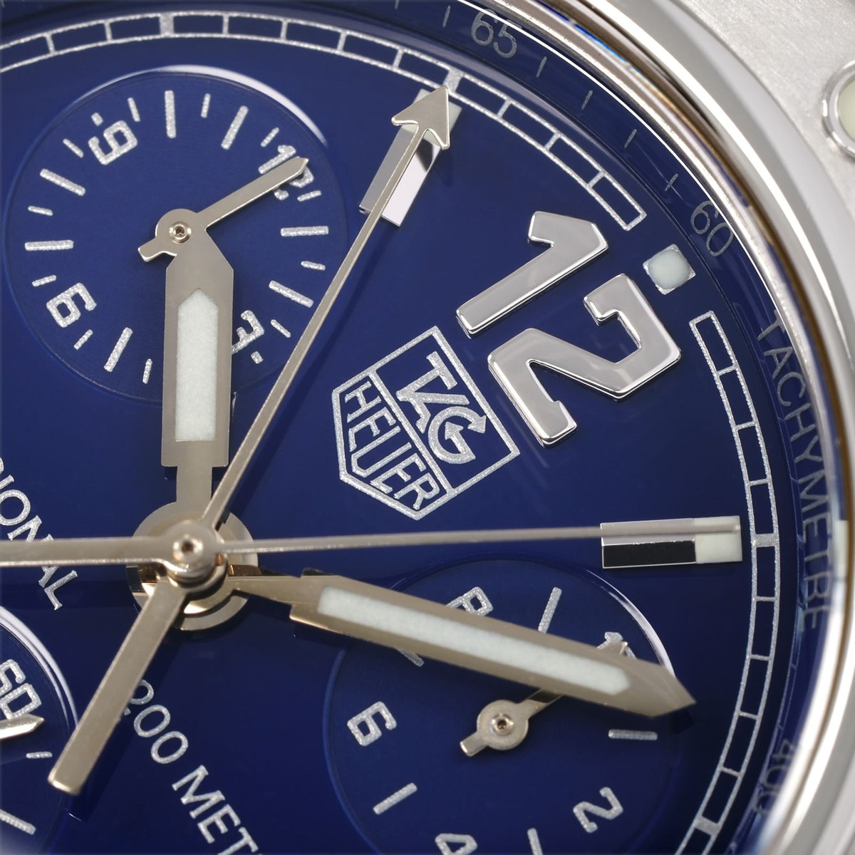 TAG Heuer 2000 Exclusive CN1112 dial logo close up