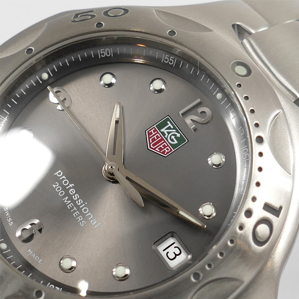 TAG Heuer Kirium Jumbo WL1011 logo close up
