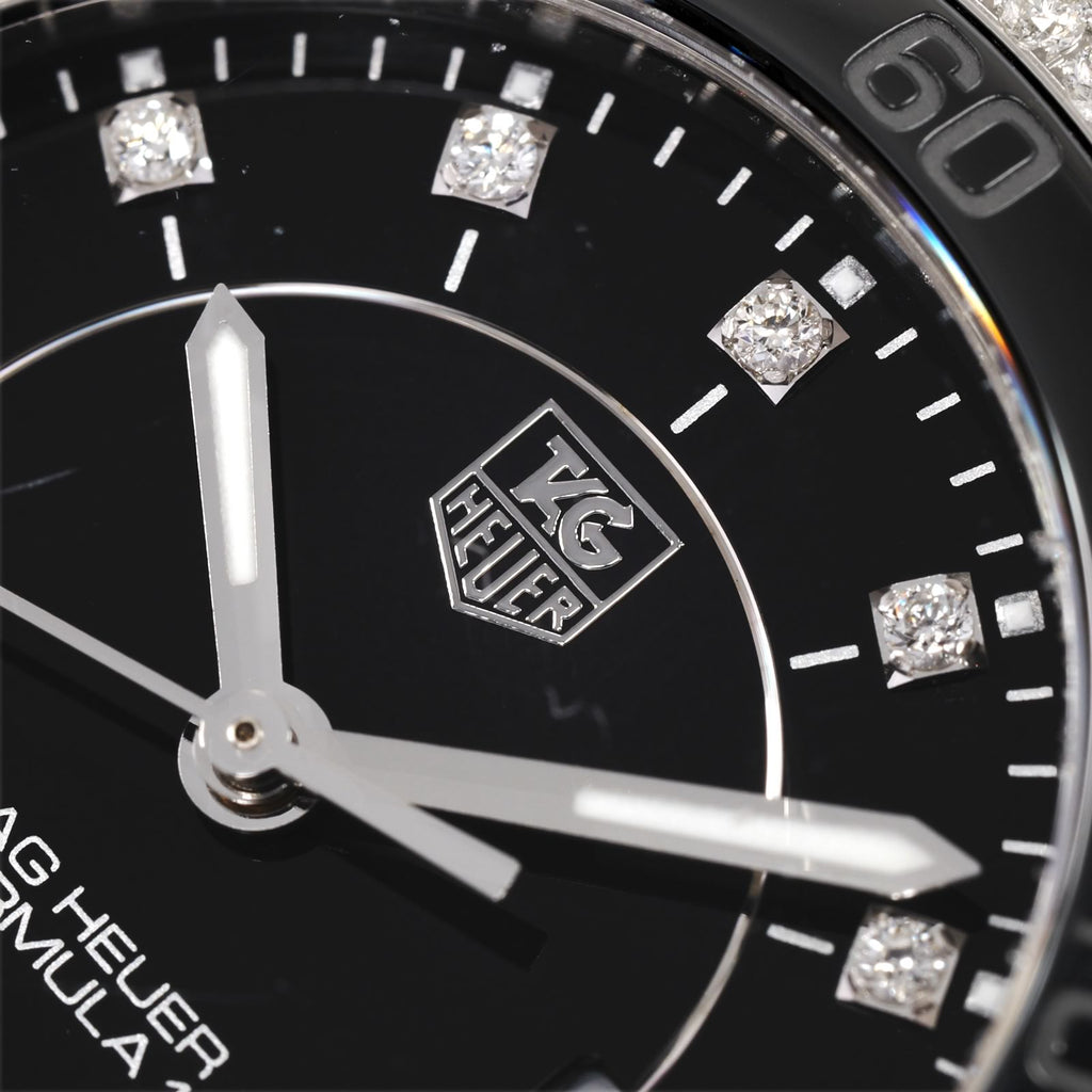TAG Heuer Formula 1 WAH1312 logo close up