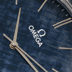 Omega De Ville Trésor 435.13.40.21.03.001 dial logo close up