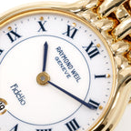 Raymond Weil Fidélio 4702 logo close up