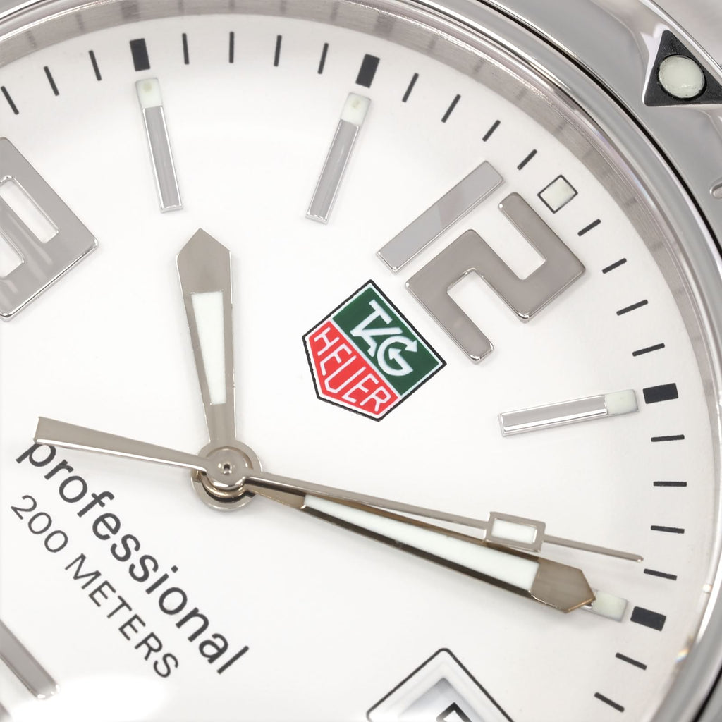 TAG Heuer Link WT1114 logo close up