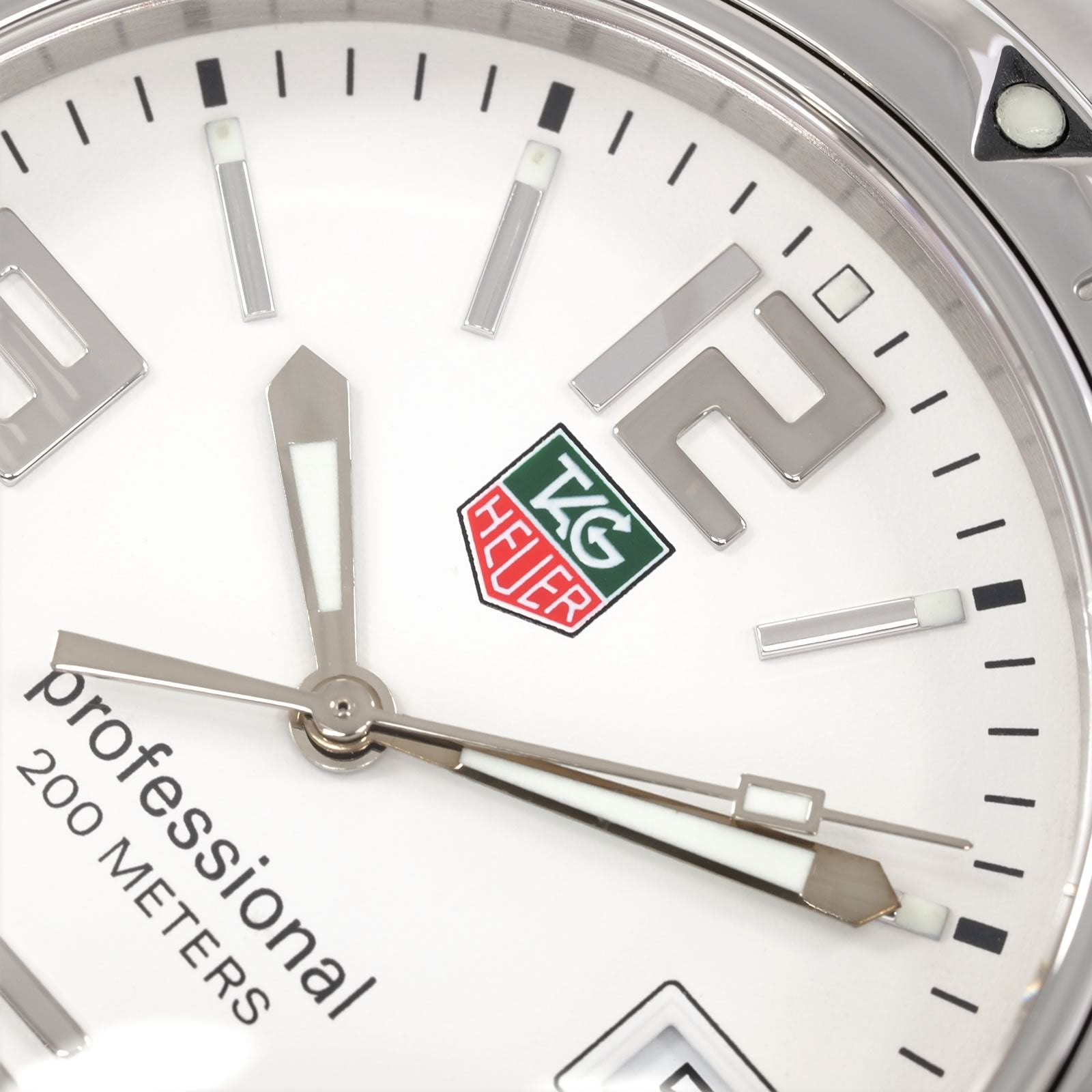 TAG Heuer Link WT1114 logo close up