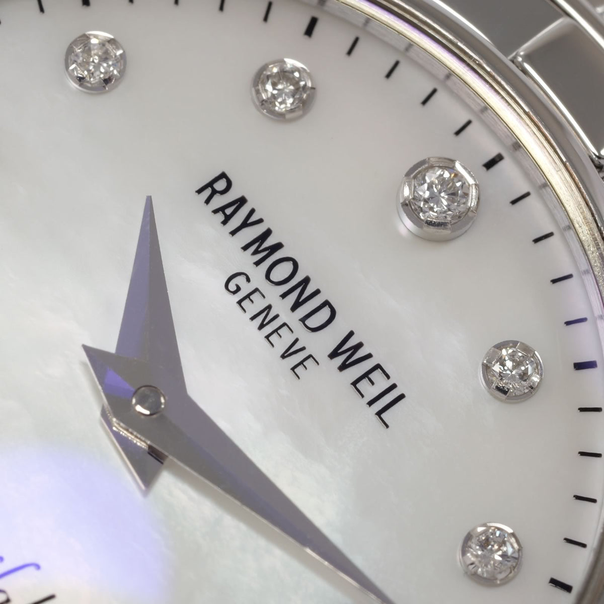 Raymond Weil Parsifal 9441 dial logo close up
