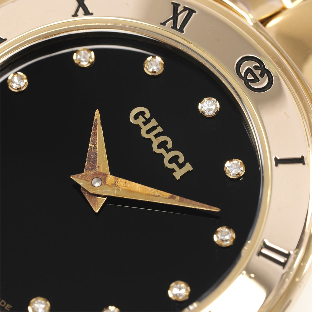 Gucci 3300L logo close up