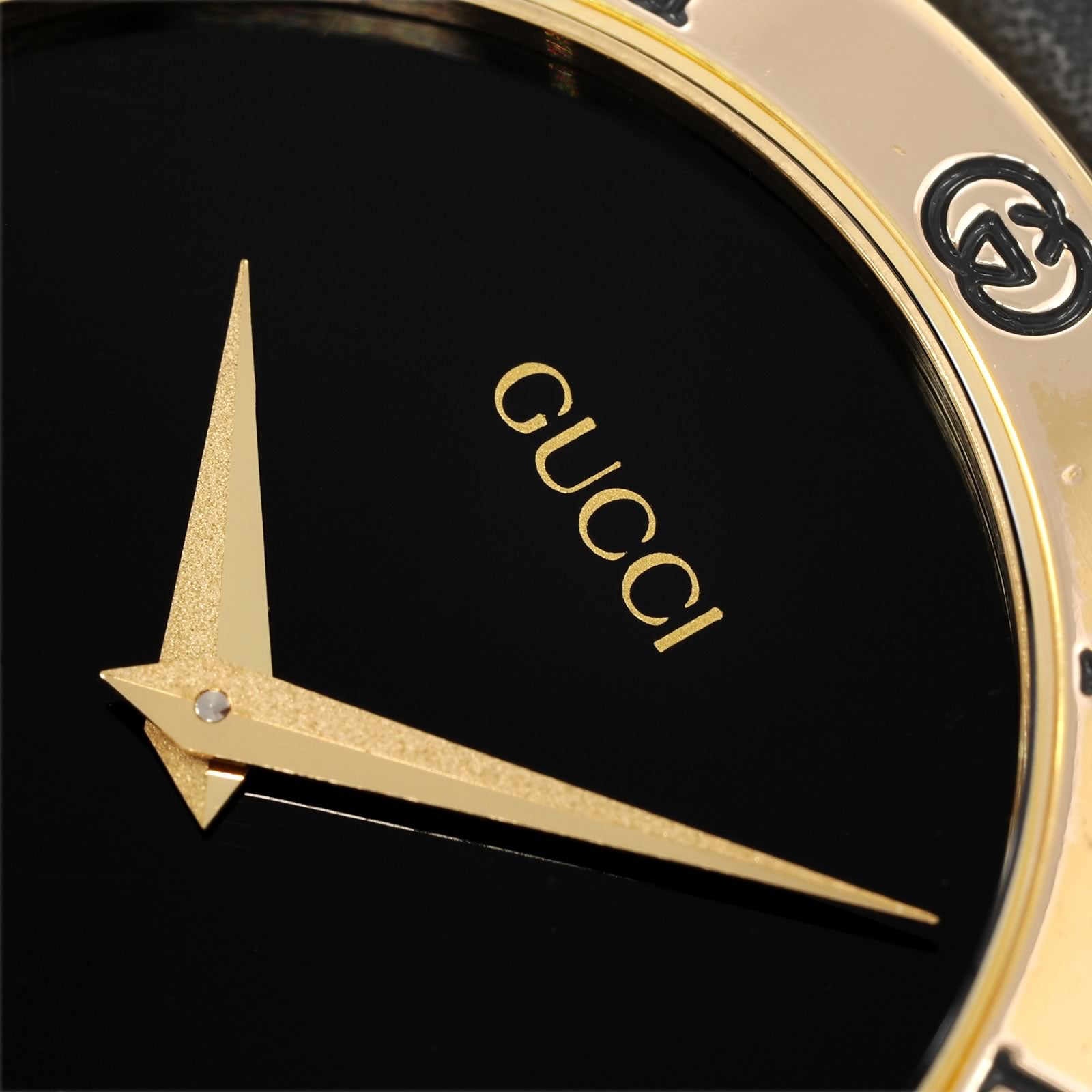 Gucci 3000M logo close up
