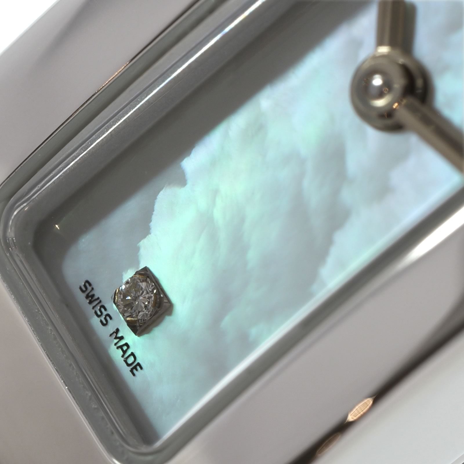 Gucci 3900L iridescent mother of pearl