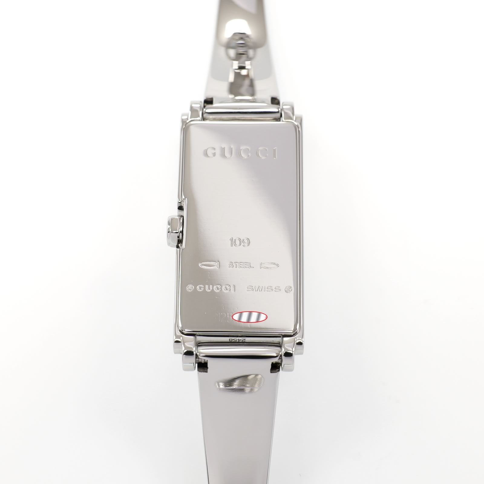 Gucci G-Line 109 Ladies 14mm Silver Rectangular Bangle YA109523
