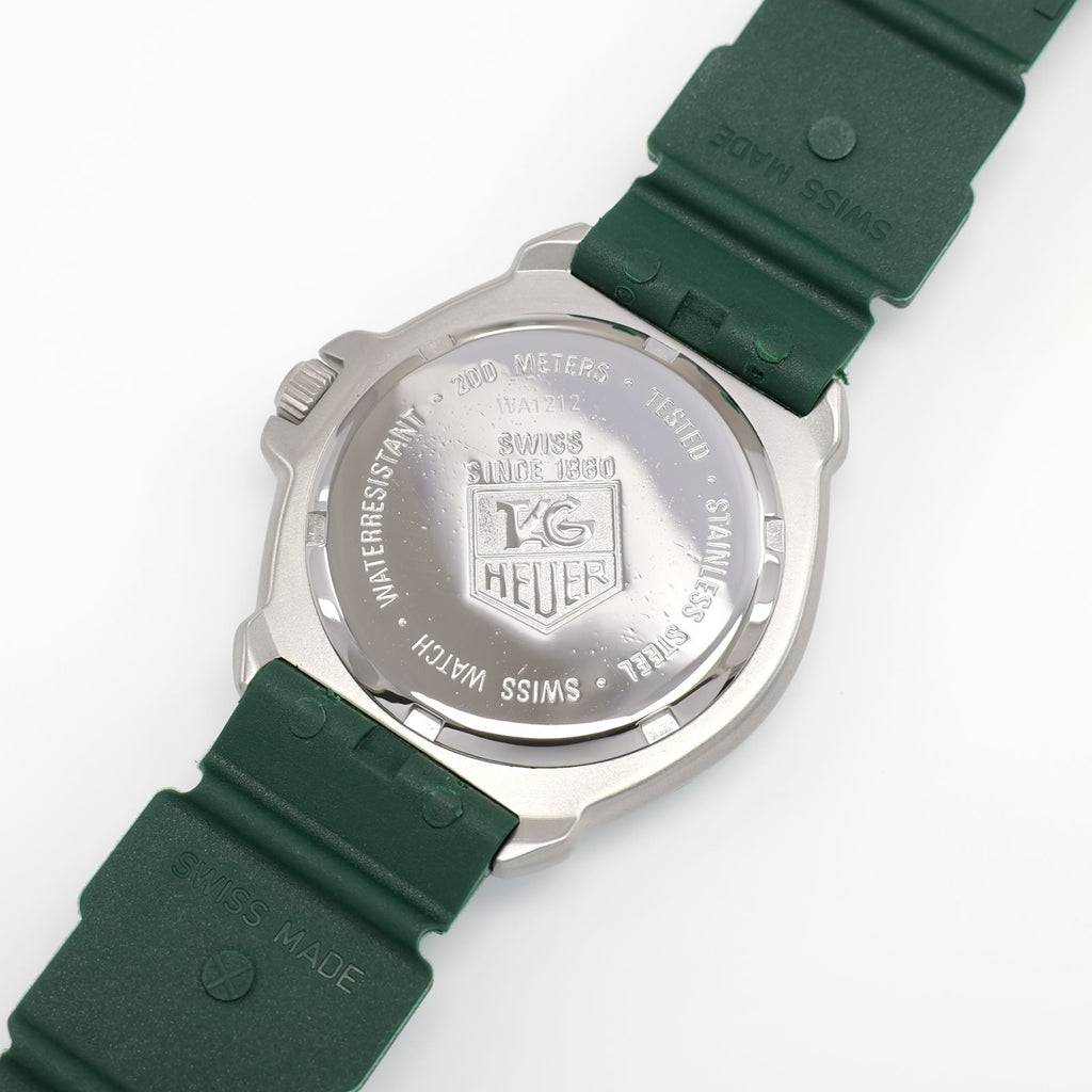 TAG Heuer Formula 1 WA1212 stainless steel screw down case back