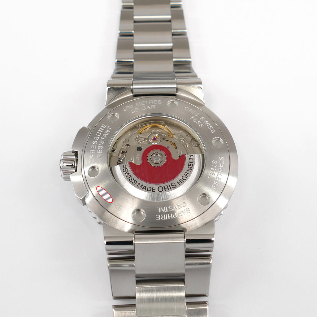 Oris Aquis 7653 exhibition case back calibre 733