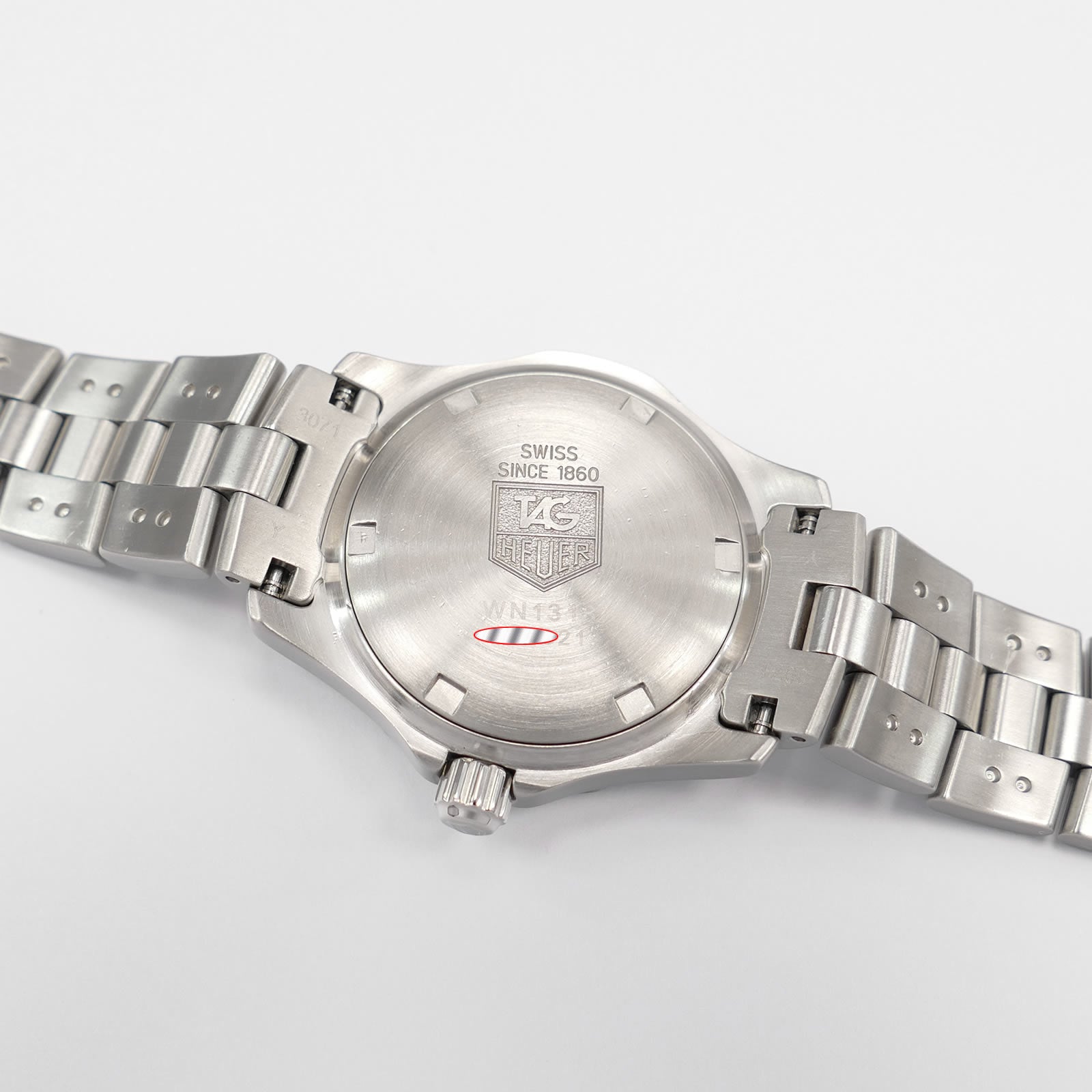 TAG Heuer 2000 Exclusive WN1318 stainless steel screw down case back